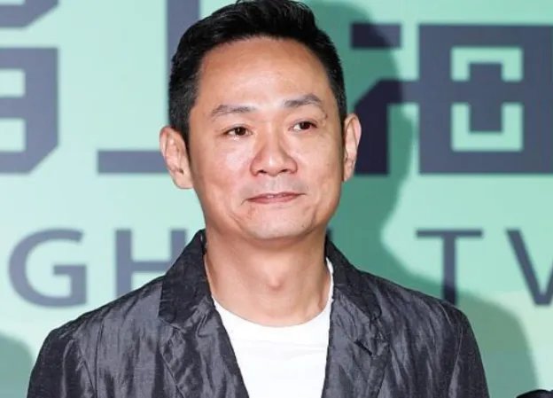 他演过袁隆平，妻子在自己怀里去世，为什么至今仍单身一人？