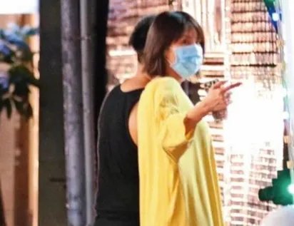 台湾演员曾沛慈恋情曝光,男友的身材一般,她的男友是谁呢?