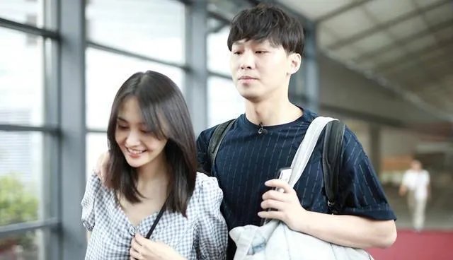 郑爽张恒抚养权案开庭,你觉得法律会偏向哪一方?