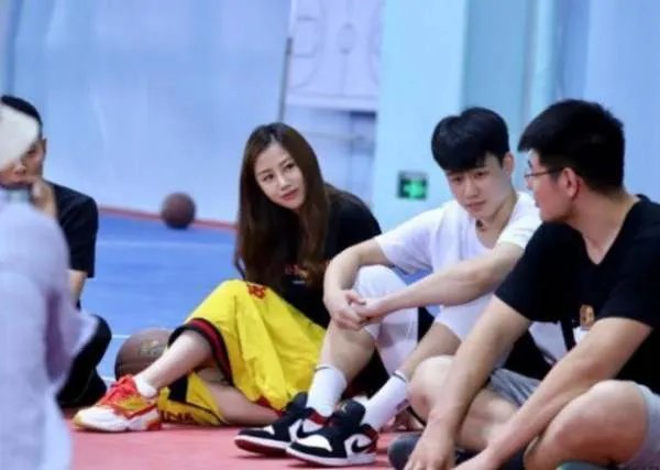 孙悦妻子陈露近照如何?