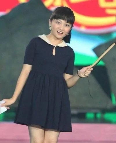 林妙可16岁近照胸部发育很成熟 揭其被隆胸是怎么回事内幕