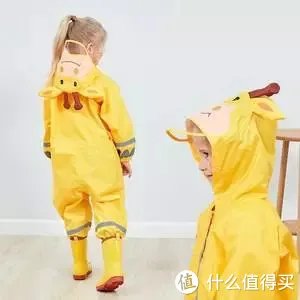 好物测评 篇八十:看完这篇7款雨衣评测,让宝宝不再参加“雨天尬衣秀”!