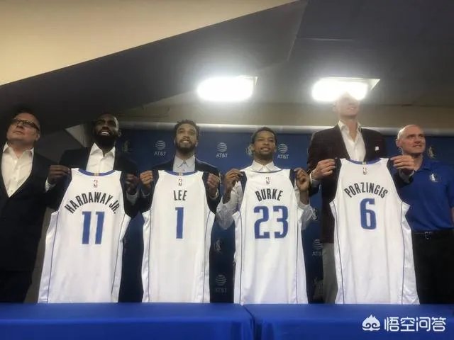 德克调侃客场致敬:如果再打一年这得再来一遍!诺维斯基有可能再战一年吗?