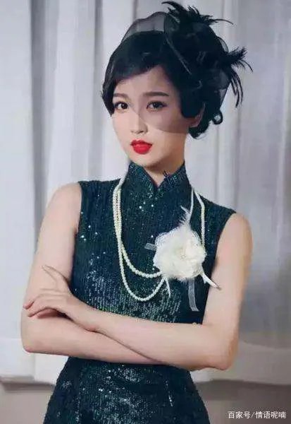 虞书欣被蔡徐坤吐槽做作,是如何变身真名媛的?