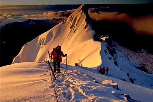 95后诗人星芽登山遇难了,如何才能避免此类事故再发生?