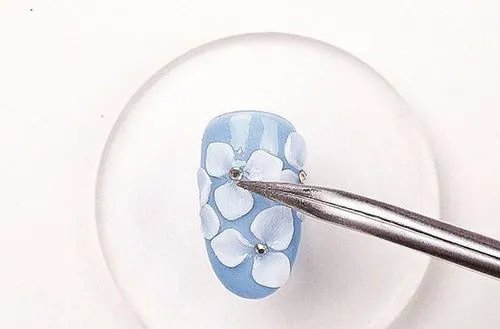 立体雕花美甲制作方法 美甲雕花的步骤图解