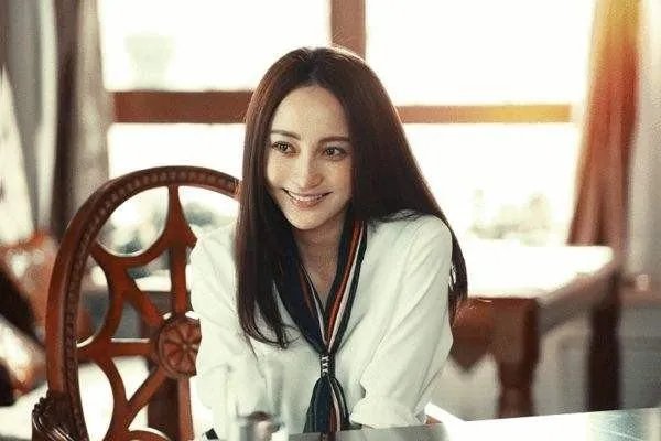 姚笛新婚丈夫背景强大,为何还是没能成功的重回娱乐圈?