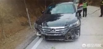如何看待江西九江女司机开车睡着连撞18棵树?