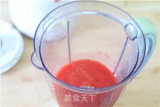【草莓冰激凌】超浓的草莓味