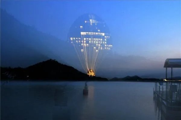 上海上空现海市蜃楼,这是由于什么原因出现的这种现象?