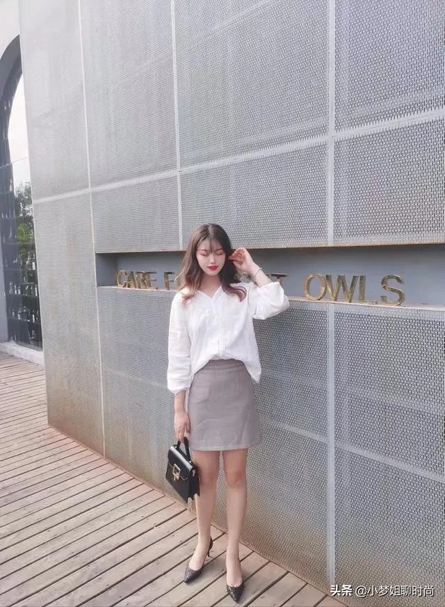 大胸妹怎么穿衣服？