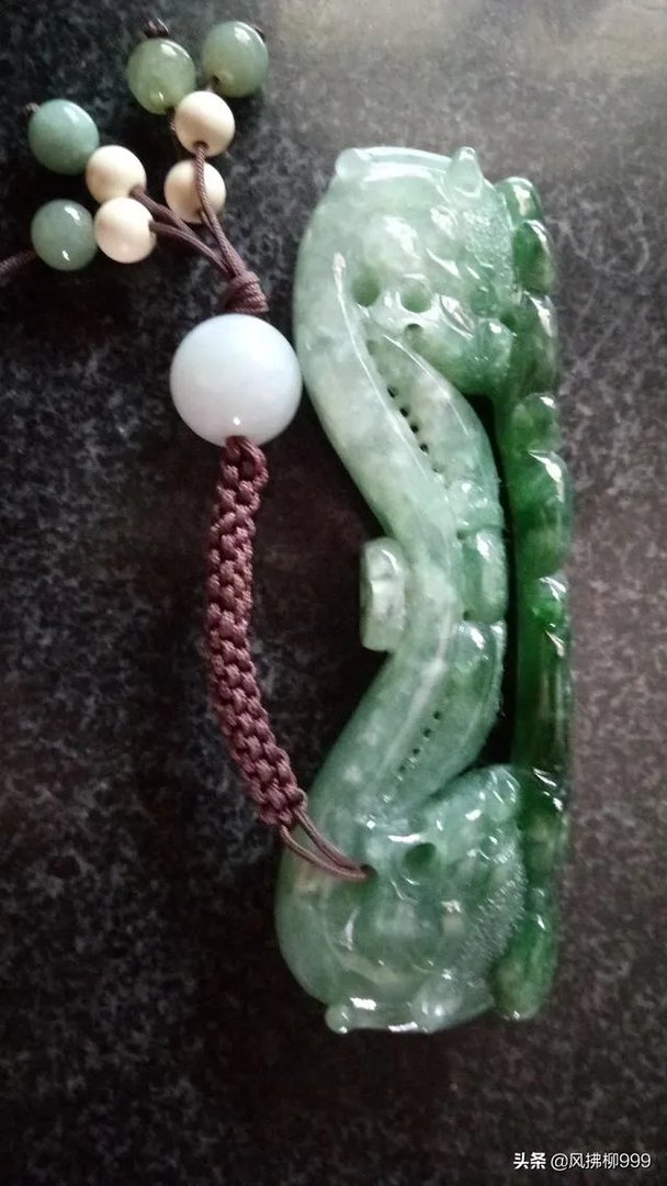 为什么有些人收藏了很多假的藏品，还很自信的朋友们欣赏？