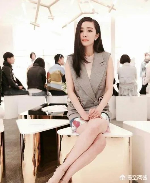 靠美腿或身材意外走红的明星有哪些?