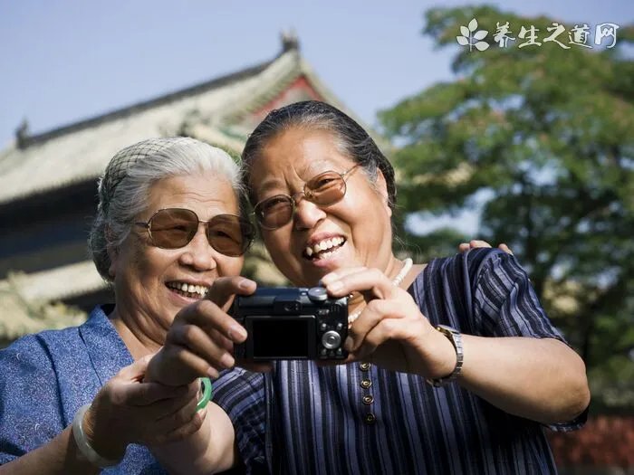 印度眼镜蛇的形态特征
