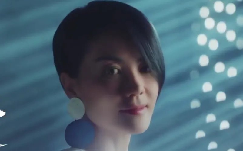 微博宣传、同上《幻乐之城》,王菲究竟为窦靖童铺了多少路?