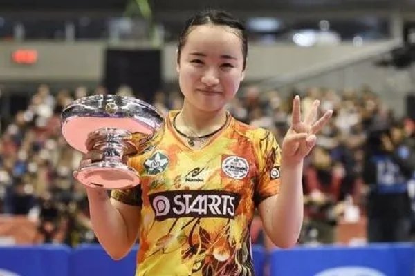 同是日本乒坛球星,为何伊藤美诚在中国受欢迎程度远不如福原爱?