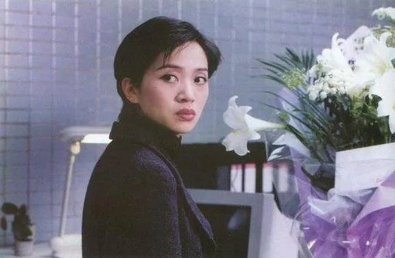 梅艳芳的《女人花》 歌词