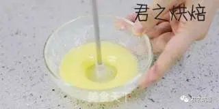 奶黄月饼