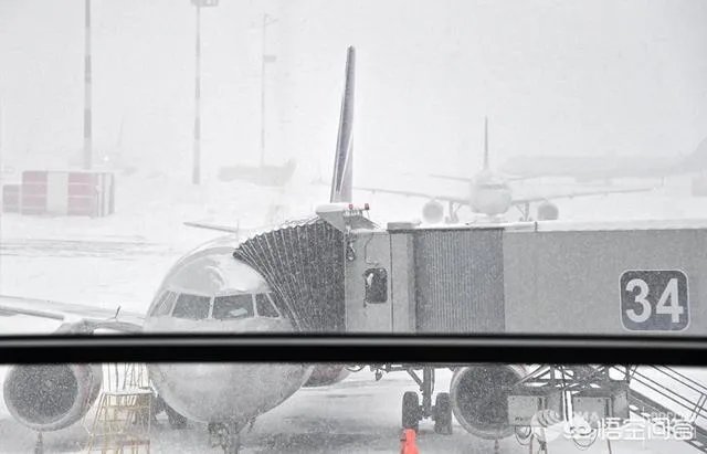 为什么说俄罗斯莫斯科2月3、4日的降雪是“世纪大雪”,人们的生活受到哪些影响?