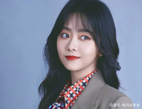 看到谭松韵,吴谨言是否因为拒演《锦衣之下》而感到后悔?