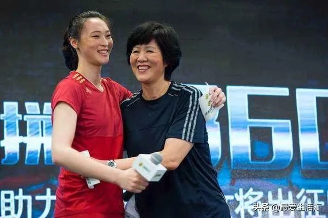 东京奥运前女排三大赛事全部取消，郎平回应颇含深意，她都说了些什么？会选择续约吗？