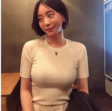 黄荷娜因为什么被起诉？
