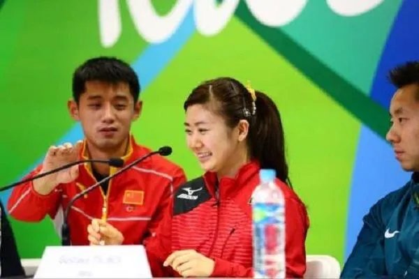 同是日本乒坛球星，为何伊藤美诚在中国受欢迎程度远不如福原爱？