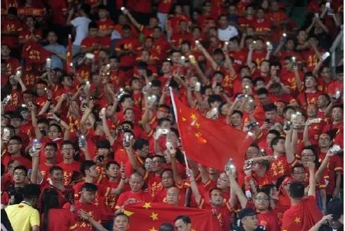 国足战卡塔尔首发仍由恒大帮领衔是真的吗?