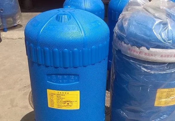 家用水塔漏水怎么补漏
