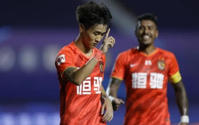广州恒大5-0大胜广州富力,你怎么评价这场比赛?