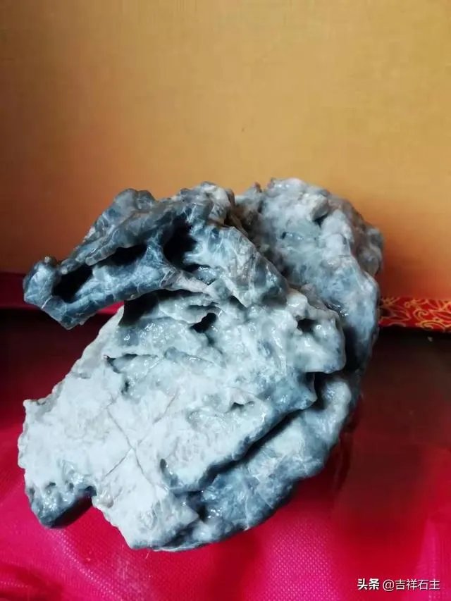 若汉语列为全球通用语言，全世界都在说中国话，作为中国人你有什么感受？
