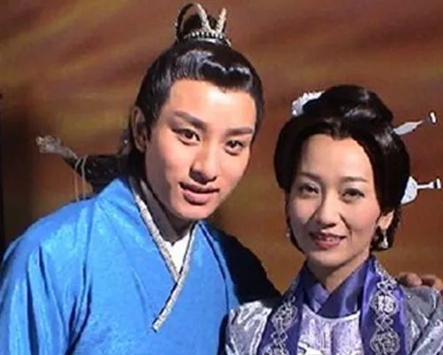 贾乃亮古装图片大放送 古装造型魅力无限