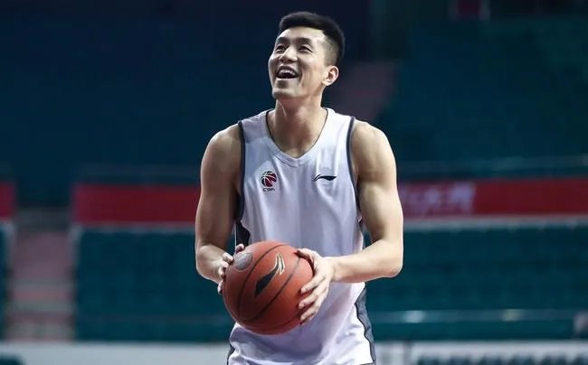 郭艾伦一直缺席CBA,后续他将何去何从?