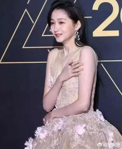 你见过在走红毯时，最拼的明星到底有多拼？