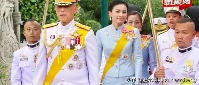泰国贵妃诗妮娜为何不到三个月就被废?