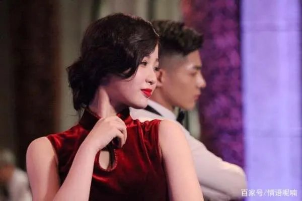 虞书欣被蔡徐坤吐槽做作,是如何变身真名媛的?