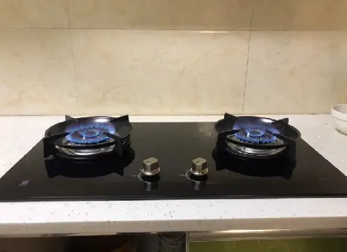 燃气灶和液化气灶能不能通用