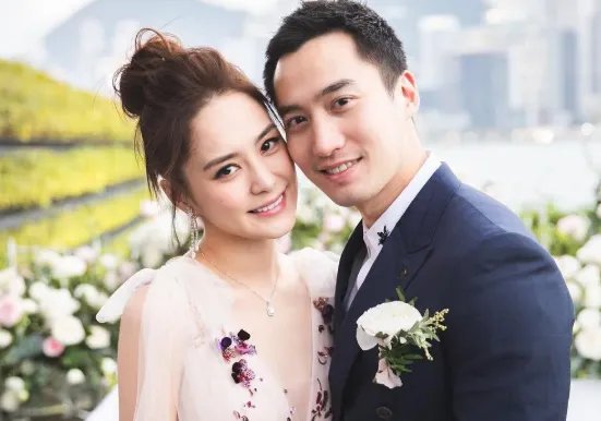 阿娇与前夫赖弘国正式离婚后