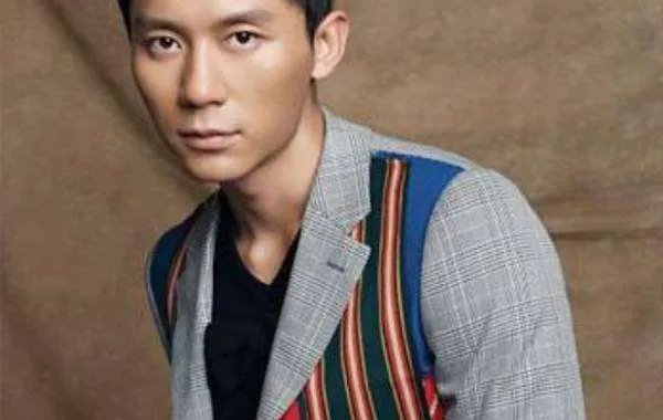 李晨分手后暴瘦,是因为分手太过于难过,还是因为工作的需要?