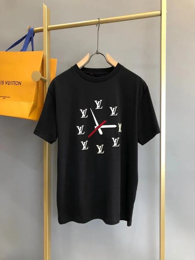 Loewe和lv从质量,价格,逼格上谁更胜一筹啊?