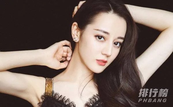 2021年女明星人气排行榜_2021最红女明星前十名