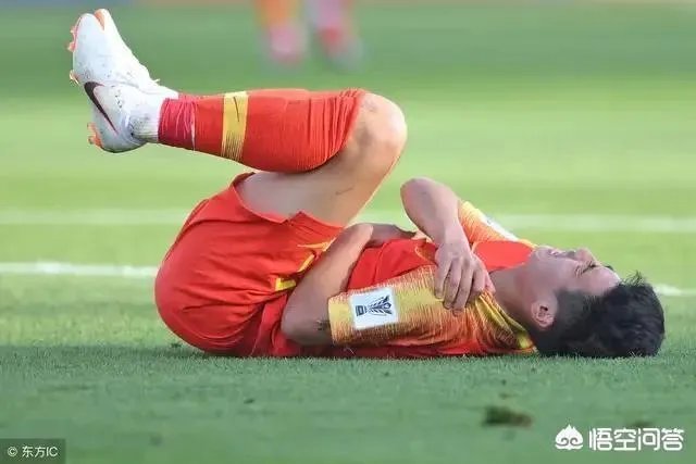 里皮直言:武磊不会出战与韩国队的比赛,但是肯定会踢淘汰赛。你认为他该带伤坚持吗?