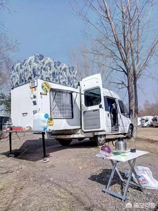 什么车既能轻度越野又能当房车？