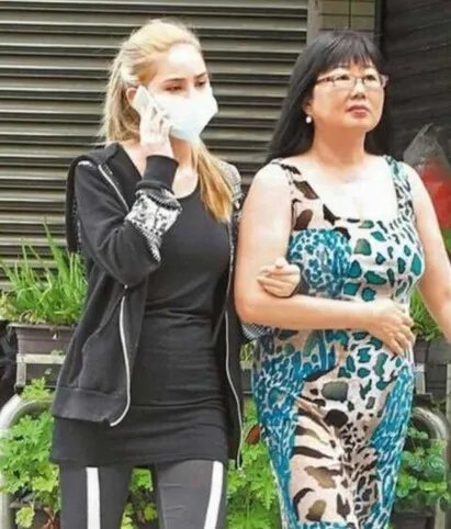 周杰伦女友昆凌家庭背景揭秘 从小父母离异如今苦尽甘来