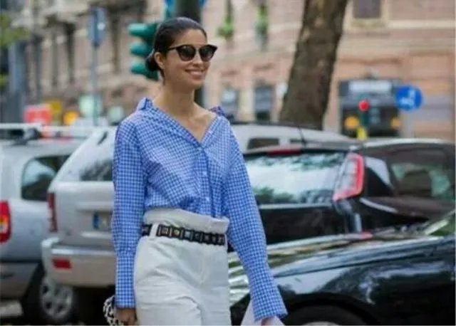 身材肥胖的人如何穿衣服显气质?