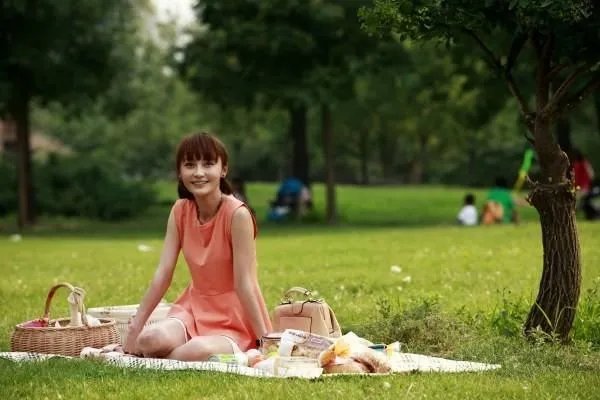 姚笛新婚丈夫背景强大,为何还是没能成功的重回娱乐圈?