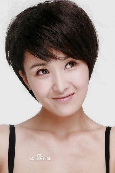 请介绍电视剧演员黄曼的情况