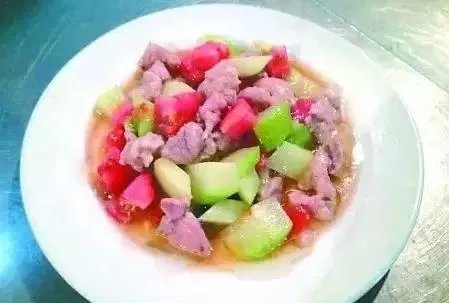 为什么大学食堂会出一些很怪的菜？