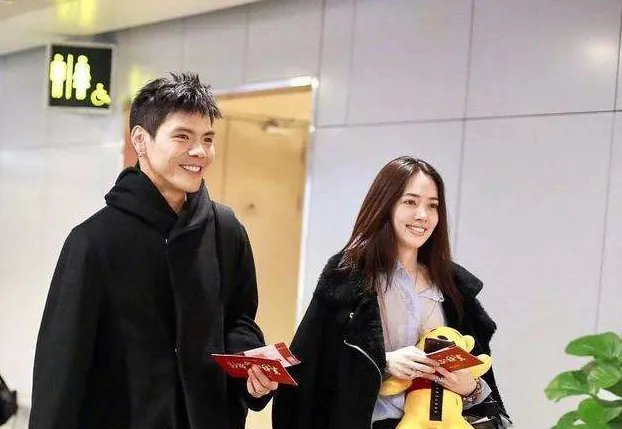 如何评价向佐与郭碧婷的恋情,你看好他们吗?