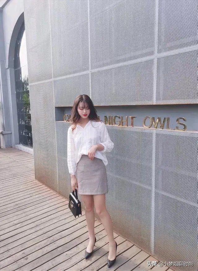 大胸妹怎么穿衣服？